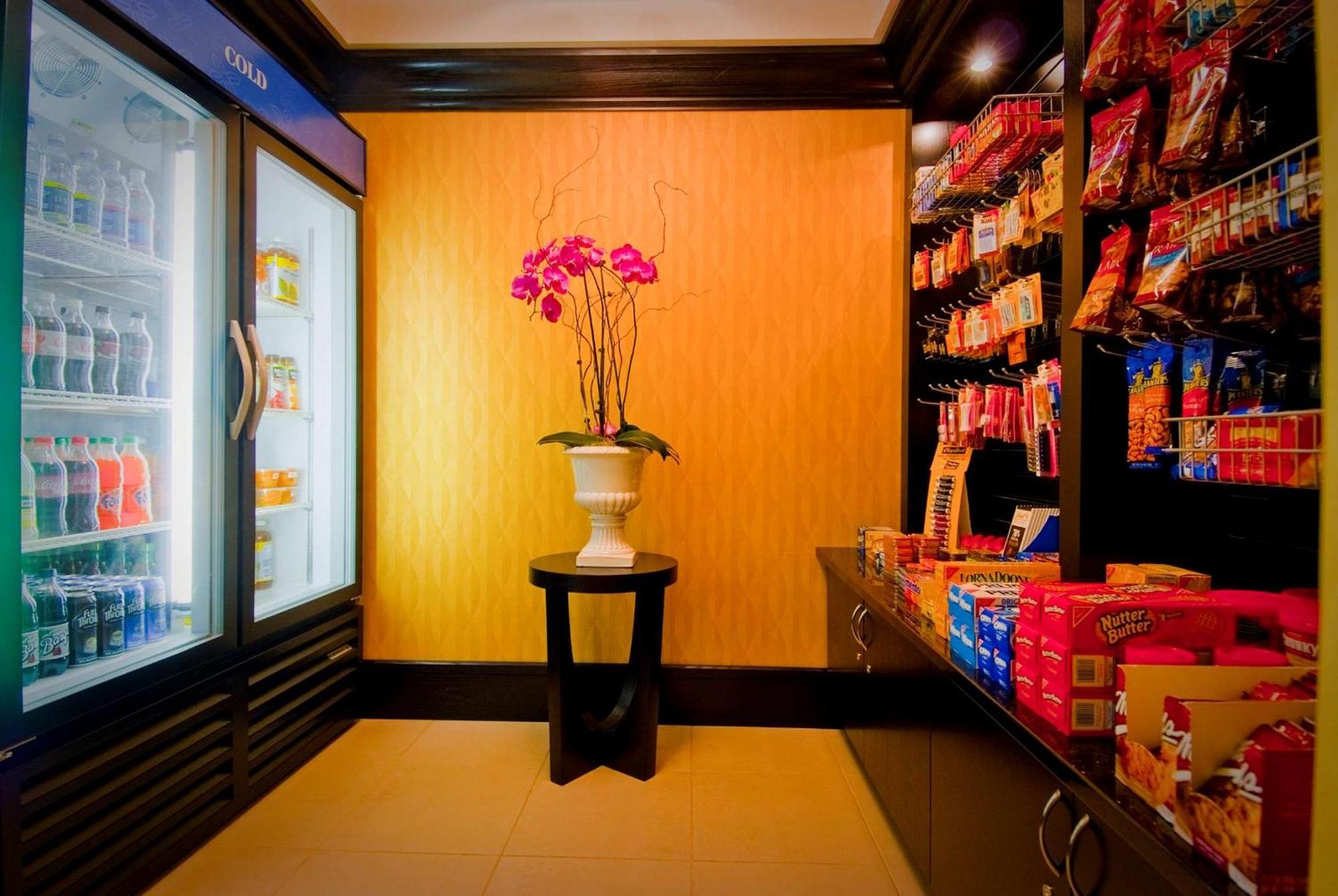 罗克维尔-盖瑟斯堡希尔顿花园酒店 外观 照片